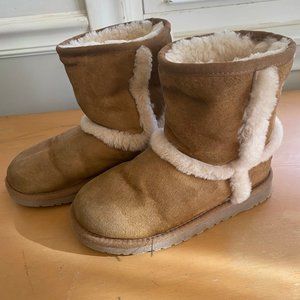 Girls Uggs